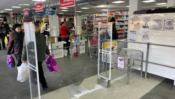 Гипермаркет Абсолют, Иркутская область, Усолье-Сибирское, пр-кт Комсомольский 58А - проход 3 метра