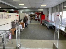 Гипермаркет Абсолют, Иркутская область, Усолье-Сибирское, пр-кт Комсомольский 58А - проход 3 метра