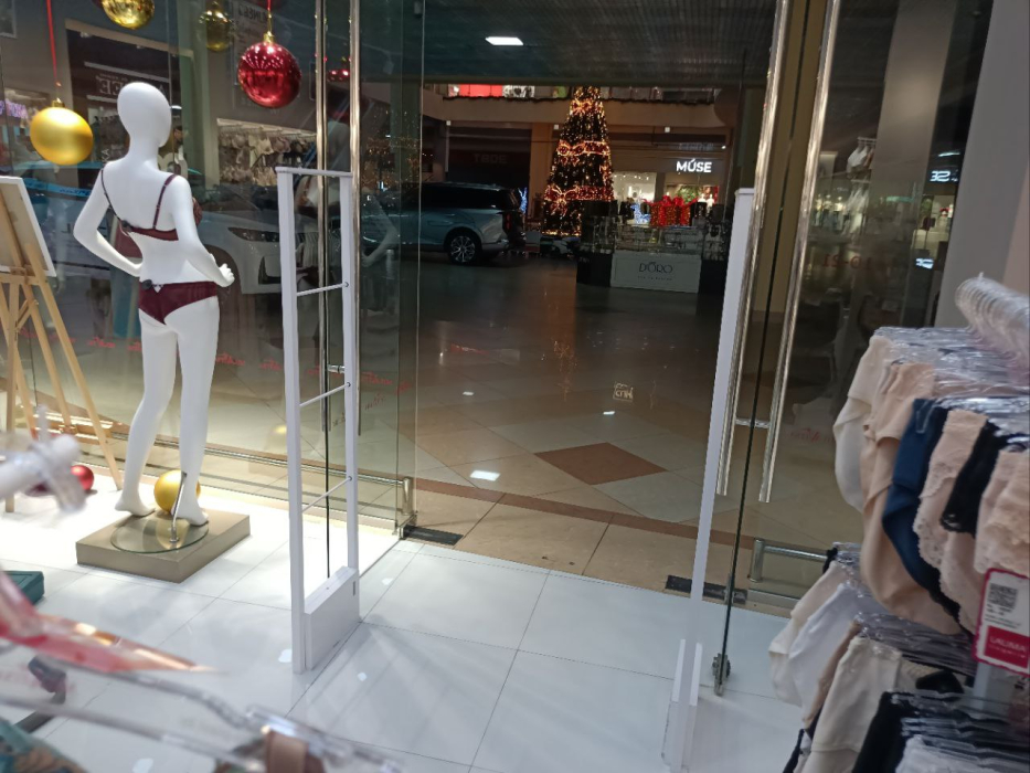 Магазин Милавица, г. Иваново, ТРК Тополь - проход 160 см1