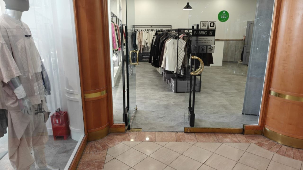 Магазин Fabric13, г. Москва, ТЦ Наутилус - проход 180 см1