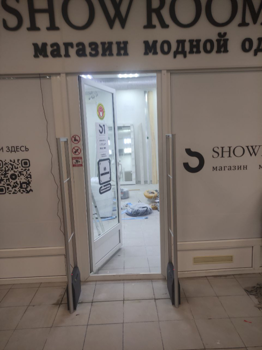 Магазин Showroom N1, г. Подольск, Московская область, ТЦ Березка - проход 90 см0