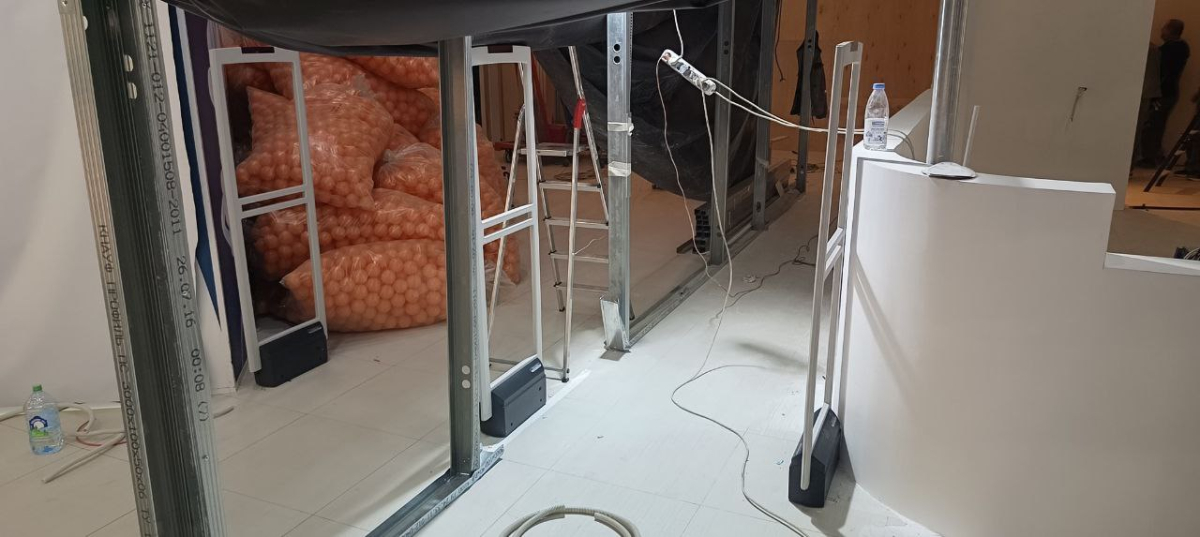 Москвариум, г. Москва - 2 прохода с разной шириной0