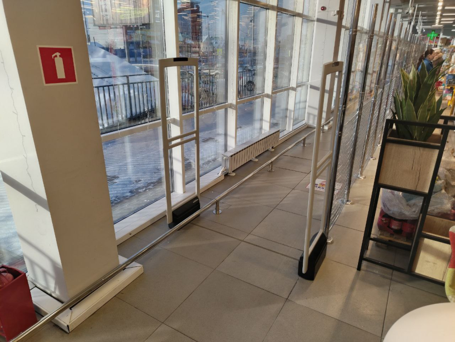 Гипермаркет Абсолют, г. Улан-Удэ, ул. Бабушкина 37А - 2 прохода по 120 см3