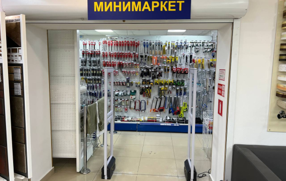 Магазин Лидер, г. Воронеж, ул. Пешестрелецкая 56 - проход 140 см