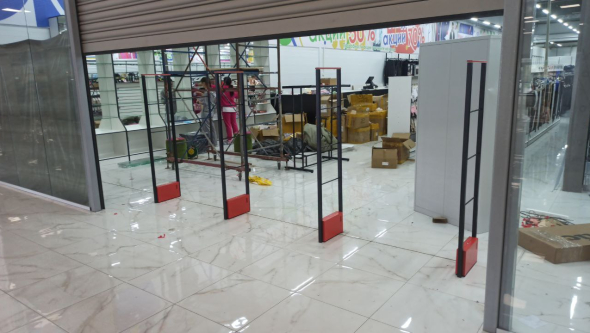 Магазин Семейный Континент, г. Тамбов, ТЦ Лента - проход 4 метра